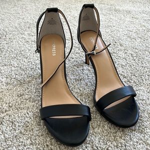Express black heels